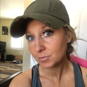 Meet your Posher, Amber